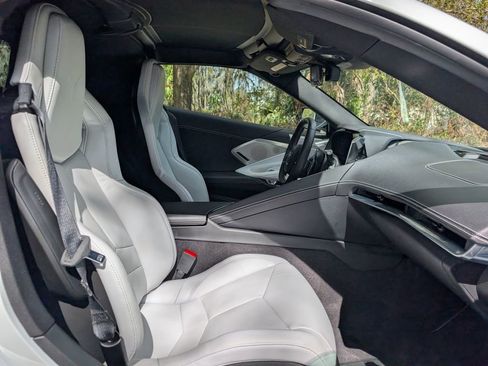 Used 2023 Chevrolet Corvette Stingray Preferred Cpe image 19