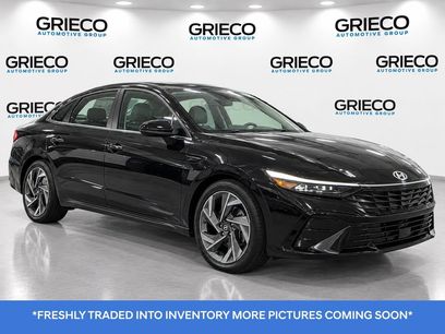 Used 2025 Hyundai Elantra Limited