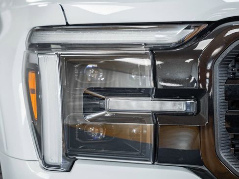 Certified 2024 Ford F150 Lariat image 9