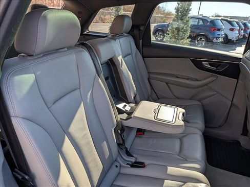 Used 2021 Audi Q7 3.0T Premium w/ Convenience Package image 15