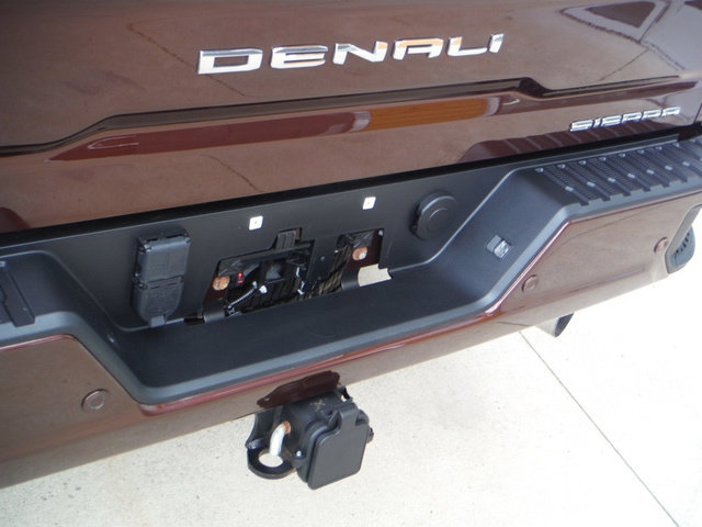 Used 2024 GMC Sierra 3500 Denali AWD/4WD image 21