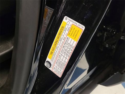 Used 2020 Chevrolet Traverse LT w/ LPO, Black Accent Package image 16