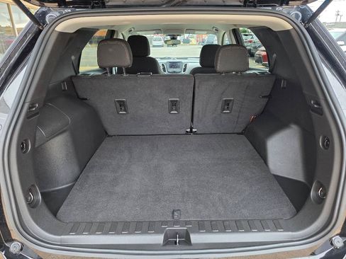 Used 2023 Chevrolet Equinox LS w/ LS Convenience Package FWD image 25