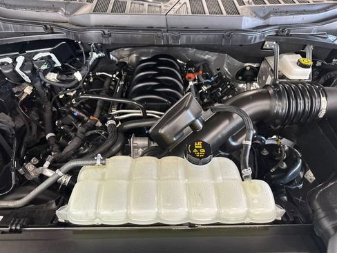 Used 2025 Ford F150 Lariat AWD/4WD image 33