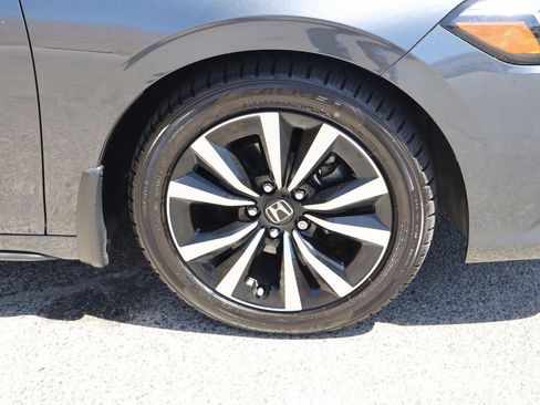 Used 2023 Honda Civic EX-L image 10