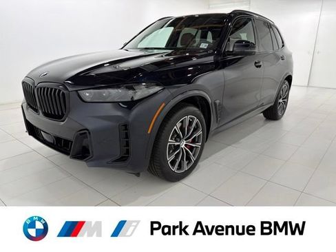 Certified 2024 BMW X5 xDrive40i w/ M Sport Package AWD/4WD image 1
