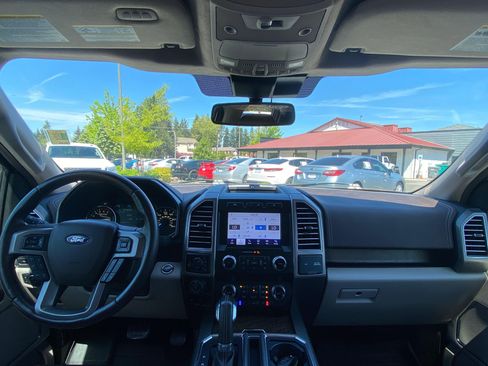 Used 2020 Ford F150 Limited AWD/4WD image 12