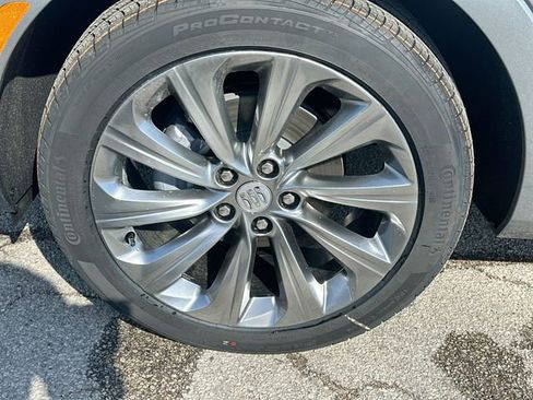 New 2026 Buick Envista Avenir image 10