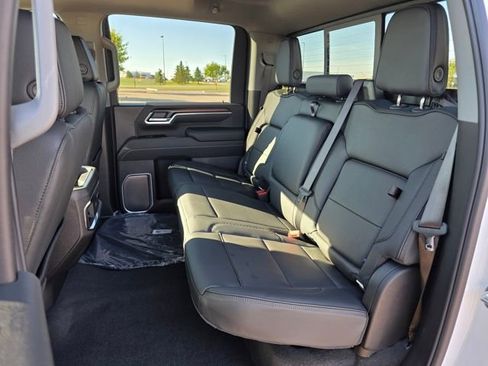 New 2026 GMC Sierra 3500 Denali w/ Denali Reserve Package image 18