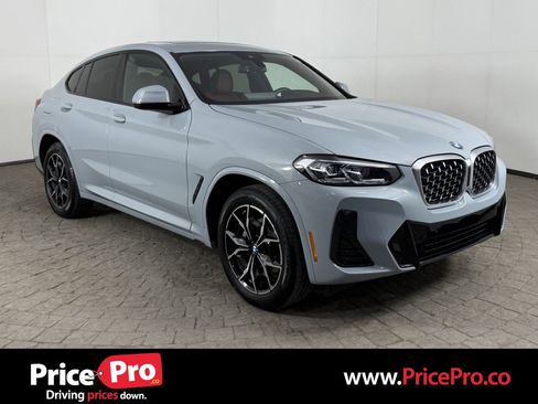 Used 2025 BMW X4 xDrive30i image 1