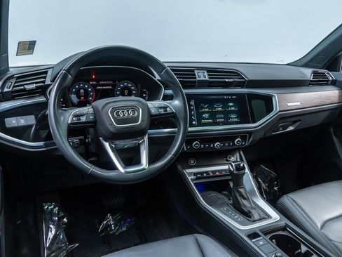 Used 2022 Audi Q3 2.0T Premium Plus w/ Premium Plus Package AWD/4WD image 4