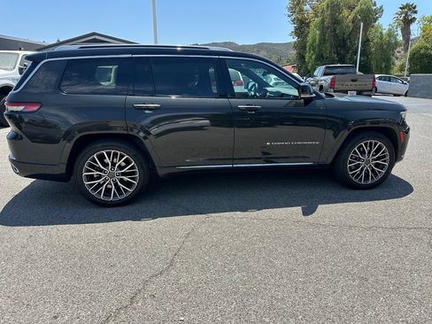 Used 2023 Jeep Grand Cherokee L Summit AWD/4WD image 4