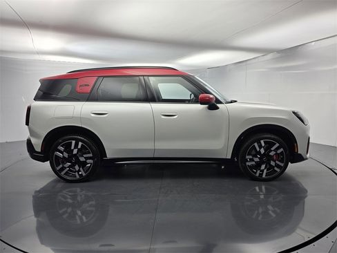 Used 2025 MINI Cooper Countryman John Cooper Works w/ Comfort Package Max image 3