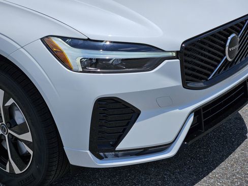 New 2026 Volvo XC60 B5 Core w/ Protection Package image 9