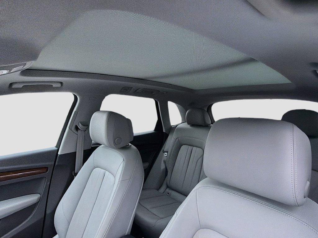 Used 2018 Audi Q5 2.0T Premium Plus w/ Premium Plus Package AWD/4WD image 26