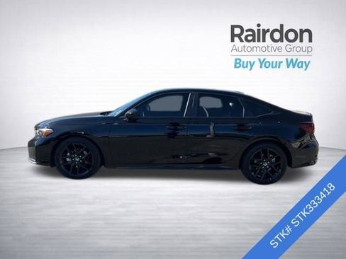 Used 2025 Honda Civic Sport image 4