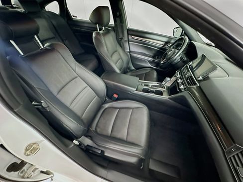 Used 2019 Honda Accord Sport image 29