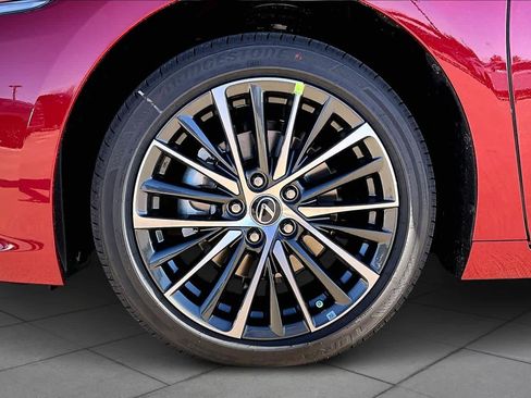 New 2025 Lexus ES 350 image 11
