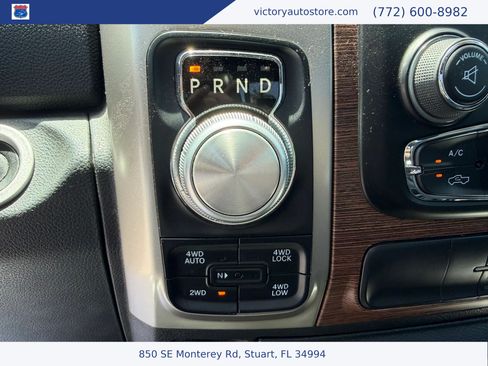 Used 2018 RAM 1500 Laramie w/ Convenience Group AWD/4WD image 34