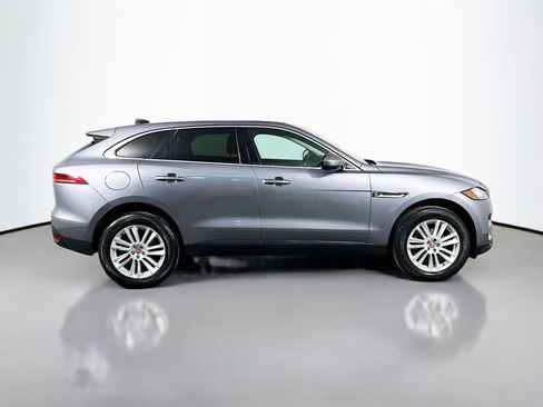 Used 2020 Jaguar F-PACE Prestige image 4