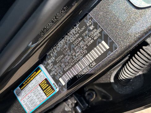 Used 2025 Kia K5 LXS image 28