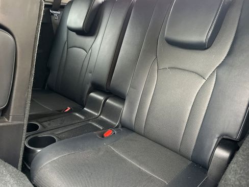 Used 2019 Lexus RX 350L w/ Premium Package image 16