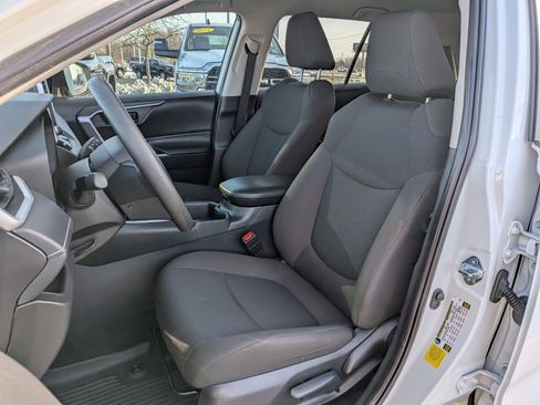 Certified 2025 Toyota RAV4 LE image 14