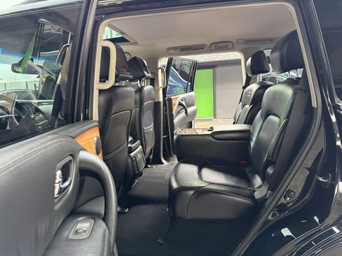 Used 2014 INFINITI QX80 4WD w/ Theater Package image 15