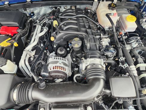 Used 2024 Jeep Wrangler Sahara w/ Technology Group image 30