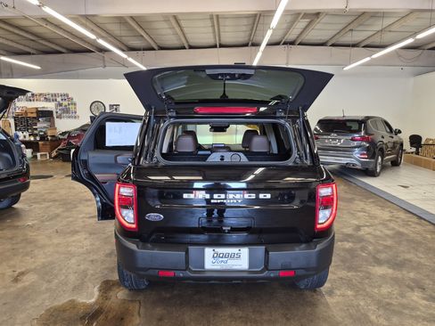 Certified 2022 Ford Bronco Sport Badlands w/ Premium Package AWD/4WD image 18