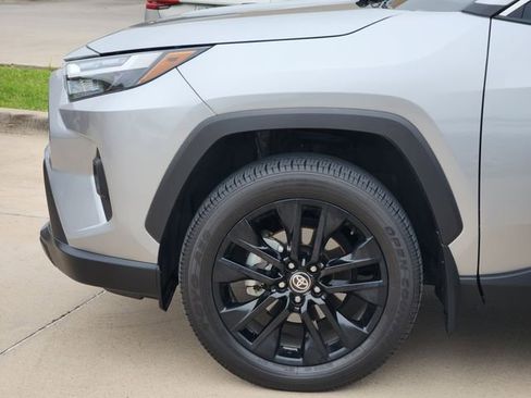 Certified 2025 Toyota RAV4 XLE Premium FWD image 6