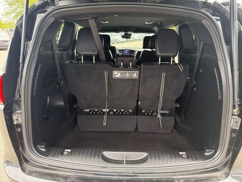 Used 2019 Chrysler Pacifica Touring-L Plus w/ Advanced Safetytec Group FWD image 13