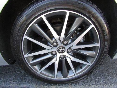 Used 2023 Toyota Camry XLE FWD image 35