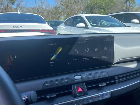 Used 2025 Kia K4 LXS image 20