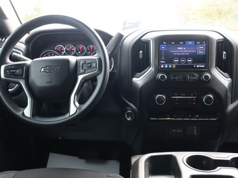 Used 2020 Chevrolet Silverado 1500 RST w/ RST Value Package AWD/4WD image 12