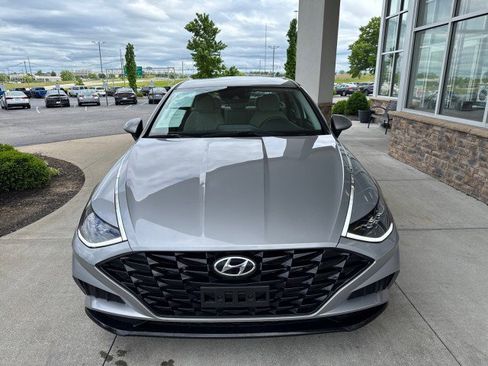 Used 2023 Hyundai Sonata SEL image 2