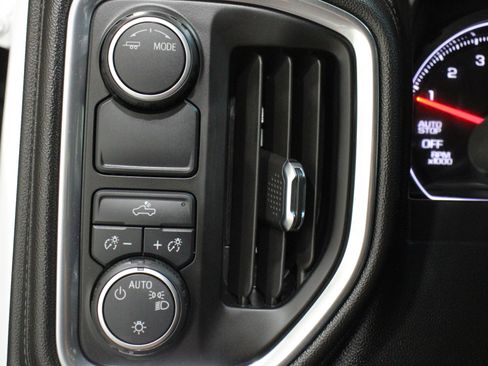 Used 2021 Chevrolet Silverado 1500 LT RWD image 11