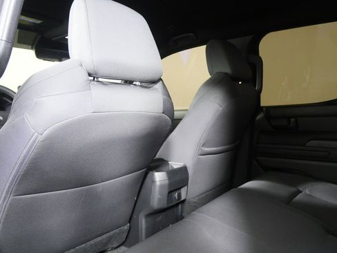 Used 2024 Toyota Tacoma SR5 w/ SR5 Upgrade Package image 19