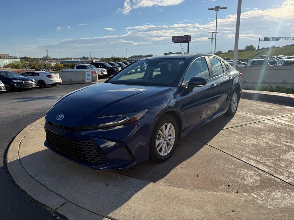 Certified 2025 Toyota Camry LE FWD image 11