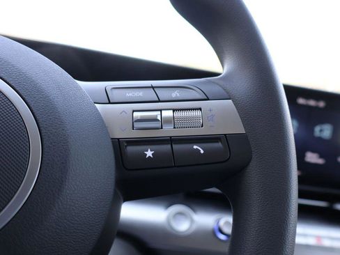 New 2026 Hyundai Kona SE FWD image 28