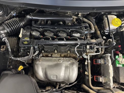 Used 2020 Jeep Cherokee Latitude Plus w/ Cold Weather Group image 36