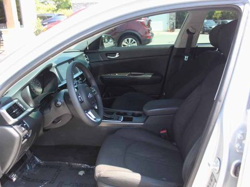Used 2020 Kia Optima LX FWD image 24