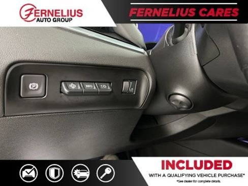Used 2023 Buick Enclave Avenir w/ Avenir Technology Package AWD/4WD image 41