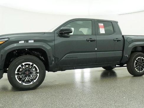New 2026 Toyota Tacoma TRD Sport AWD/4WD image 18