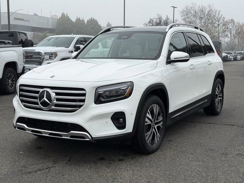 Certified 2025 Mercedes-Benz GLB 250 image 10