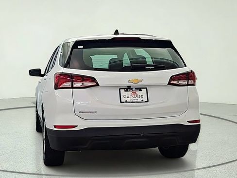 Used 2023 Chevrolet Equinox LS FWD image 5