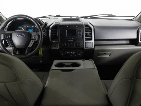 Used 2018 Ford F150 XLT image 19