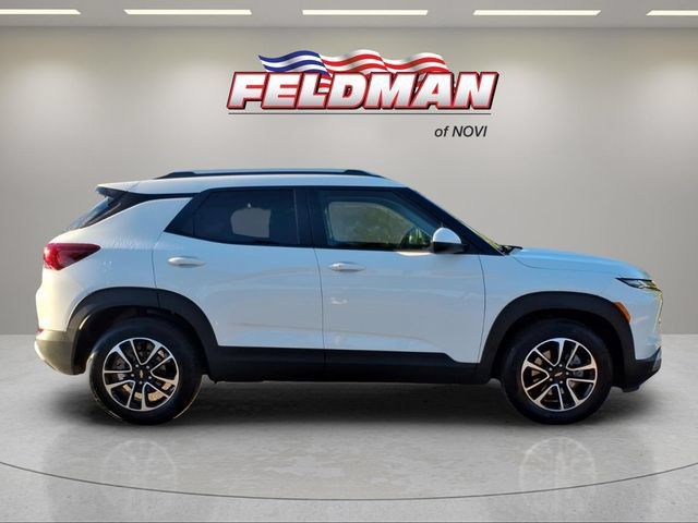 Used 2026 Chevrolet TrailBlazer LT w/ Convenience Package FWD image 7