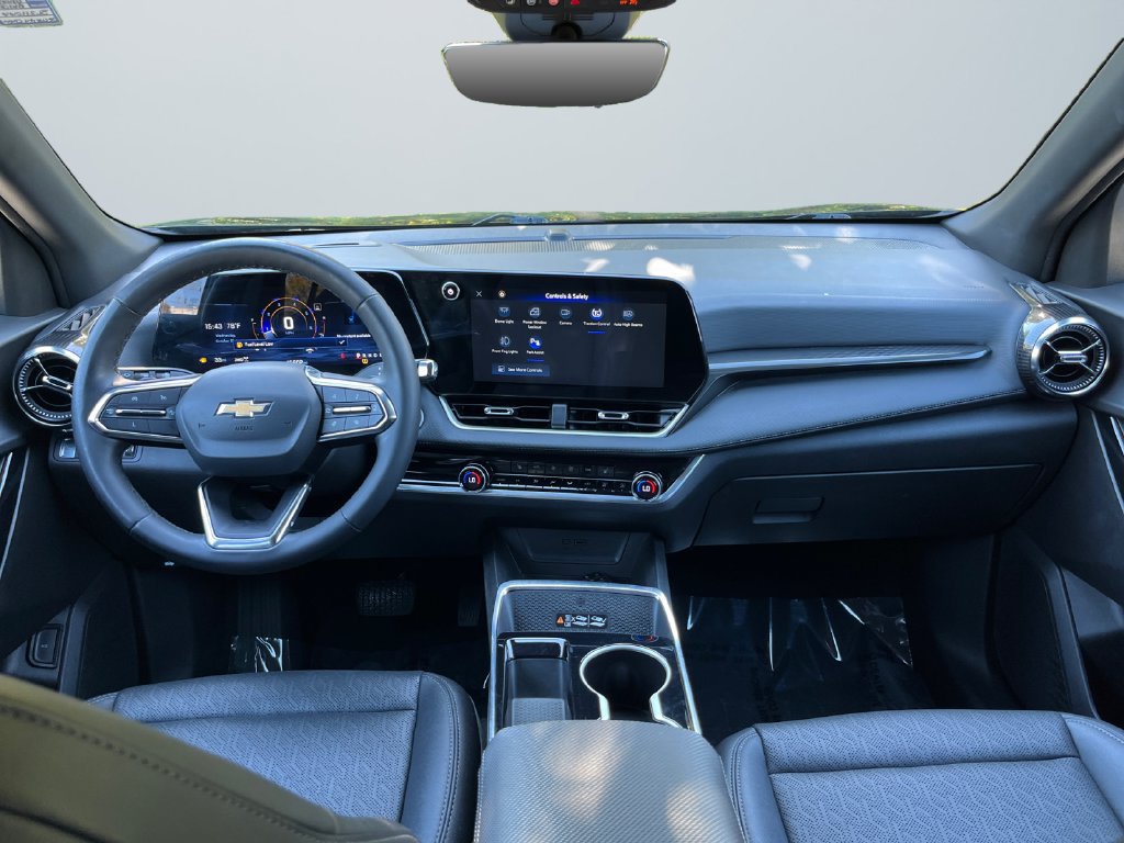 Used 2025 Chevrolet Equinox LT w/ Convenience Package II AWD/4WD image 10