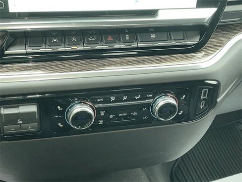 New 2026 GMC Sierra 1500 Elevation image 43